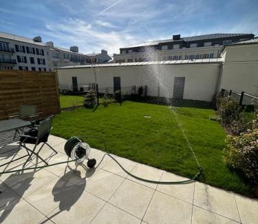 Serris House | Disneyland Paris, vallée village ,Paris , villa, garden , Syline Home, 120 m2