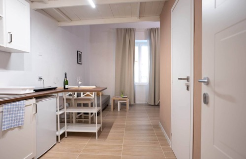 Materdei Apartment | Diso Apartments - Megaride
