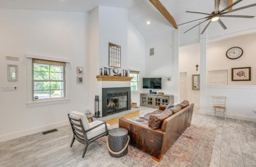 Hampton Bays House | Distinctive Hamptons Home with Pool Near Bay, Ocean