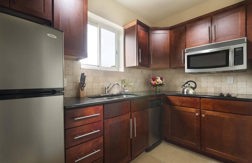 Philipsburg Apartment | Divi Little Bay Beach Resort - Studio Unit Sleeps 4