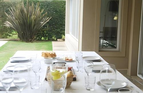 Del Viso Apartment | Divina casa con parque y Piscina climatizada en mini barrio cerrado