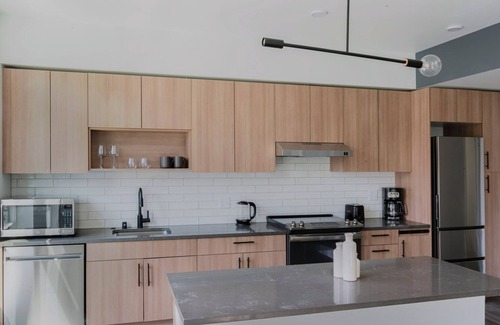 Squire Park Apartment | Divine First Hill 1BR w/Fitness Center & W/D, by Blueground