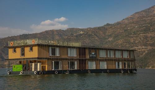 Chamiyala Boat Rental | Divine Lake Cruise
