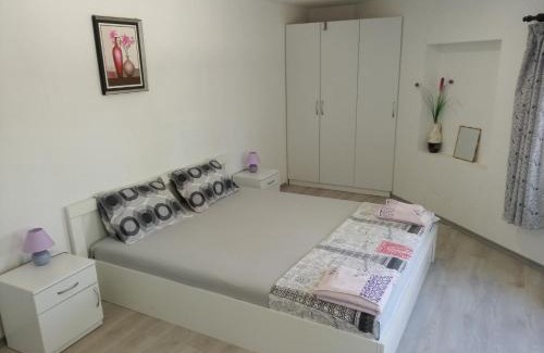Krushuna House | Divna Guest House