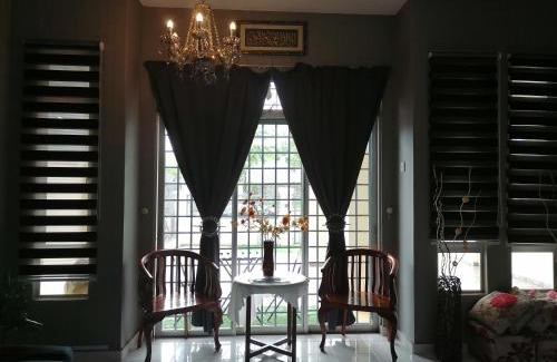 Bandar Penawar House | DKAMAR Homestay At Desaru, Fully Aircond, WiFi, Coway, Street View 4 min to Desaru Beach