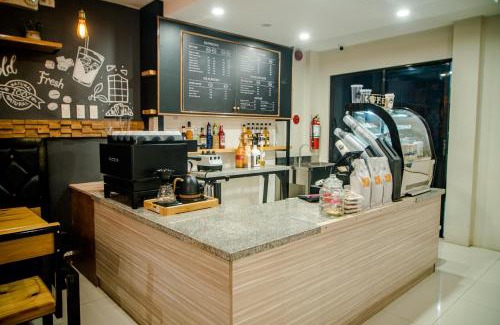 Minglanilla Hotel | DLT Suites Cebu powered by Cocotel