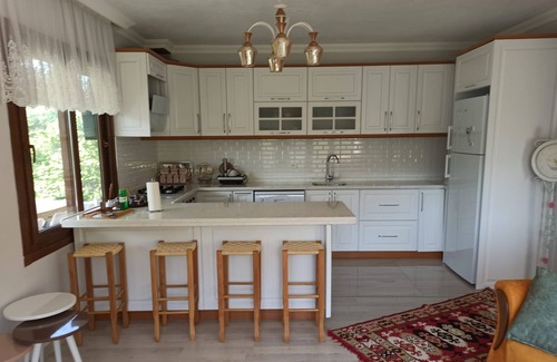 Ardesen House | Doğayla başbaşa sakin kır evi