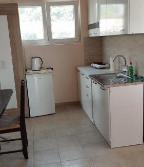 Dobra Voda Apartment | Dobra Voda YSV