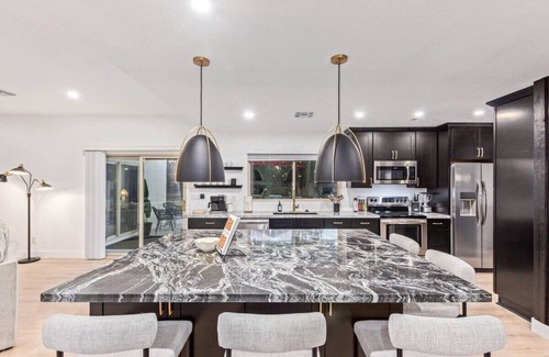 Thunderbird Desert Estates House | Doce Palmas|FREE Htd Pool|Spa|Putt. Grn.