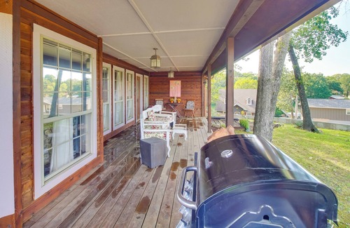 Tia Juana Cottage | Dock, Views & Grill: Spacious Grand Lake Lodge