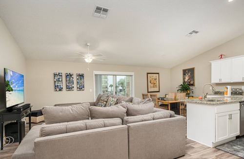 Mcelroys Belleview House | Dog-Friendly Home Directly Across Ocean-3BR/2.5BA-#106