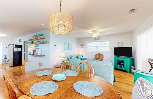 Ocean City Beach House | Dog-friendly retreat just steps from the beach with washer/dryer & fast WiFi