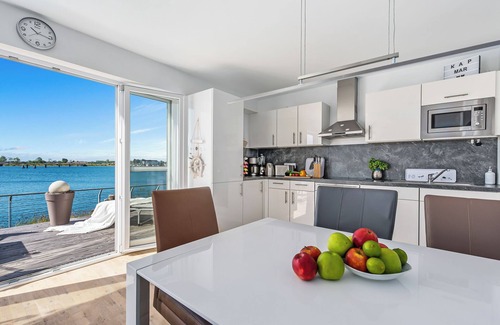 Olpenitz Apartment | Dog-friendly Baltic Sea vacation apartment "KapMar" with south-facing terrace right on the waterfront
