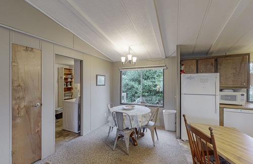 Coos Bay House | Dog-friendly home near the beach with entertainment & 2-acre fenced yard
