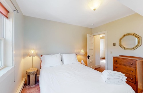 Port Clyde House | Dog-friendly house with Bay views, charming interior, & deck - snowbirds welcome