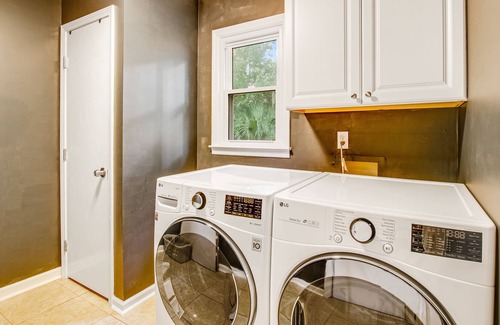 Whitemarsh Island House | Dog-friendly oasis with large yard, deck, fast WiFi, grill & central AC
