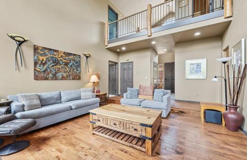 Wildernest House | Dog Friendly Stay Near Trails in Silverthorne