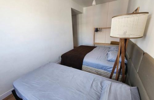 Enseada do Sua Apartment | Dois quartos na quadra do mar na Enseada do Suá