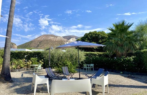 Vulcano Porto House | Dolcevita Villa in Vulcano