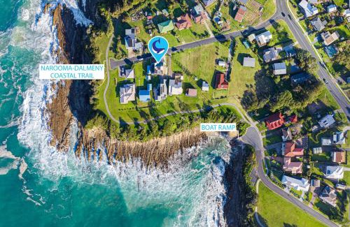 Dalmeny House | Dollini Views - Unit 2 - 14 Jocelyn St, Dalmeny