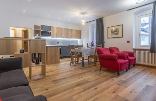 Predazzo Apartment | DolomiApartments - Appartamenti Campanil 1 e Campanil 2