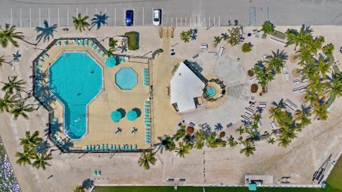 Cudjoe Key House | Dolphin Daydreams by Last Key Realty