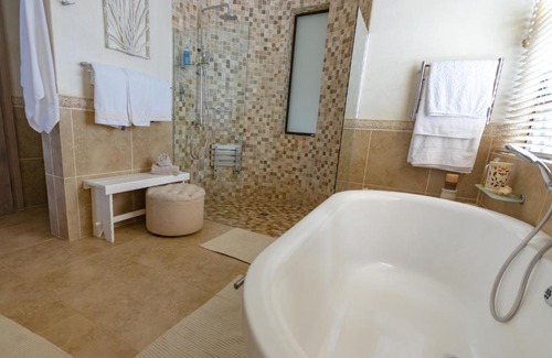 Wilderness Beach Villa | Dolphin Villa Sea View Apartments