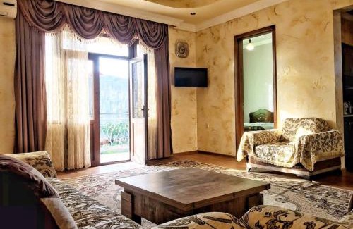 Batumi House | Dom Fridon Angisa 1pereulok # 17