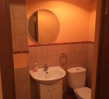 Zapadnyy okrug Hotel | Dom na Naberezhnoy 202