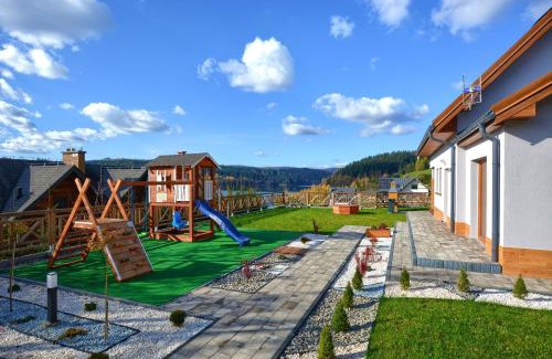 Solina Villa | Dom na Wzgórzu SŁOŃCE na wyłączność JACUZZI ELEKTRYCZNE SAUNA ROWERY