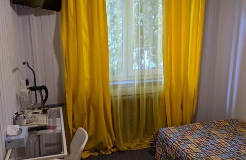 Dolgoprudny Bed & Breakfast | Dom Uchenykh 2