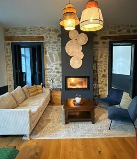Lamalou-les-Bains House | Domain With Swimming Pool And Reception Room