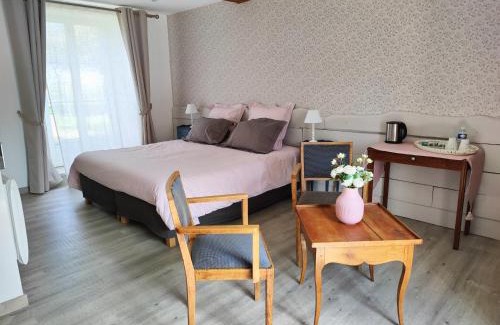 Mandeville-en-Bessin Bed & Breakfast | Domaine De La Cour Vautier