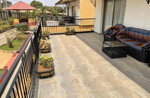 Yaounde Apartment | Domaine des Maldives
