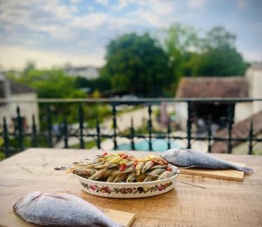 Egreville House | Domaine Poule Noire exclusif