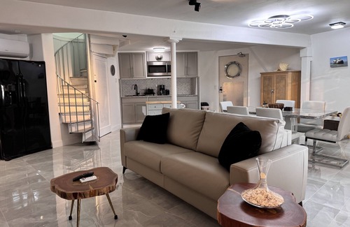 Bonita Springs House | Dome House in Bonita Springs- Naples area, close to shopping and beaches
