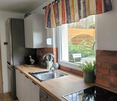 Dlugie House | Domek na lipowym wzgórzu