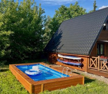 Karniewek House | Domek nad Narwią z balią jacuzzi