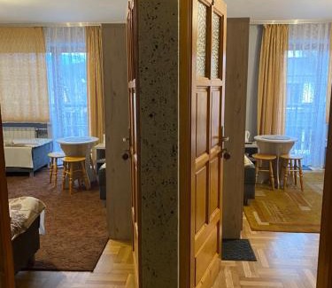 Poronin House | Domek Okno na Tatry - Dom na wyłączność