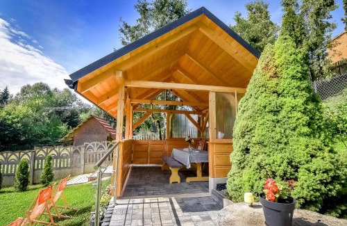 Krempachy Ski Chalet | Domek Pod Brzyzkiem