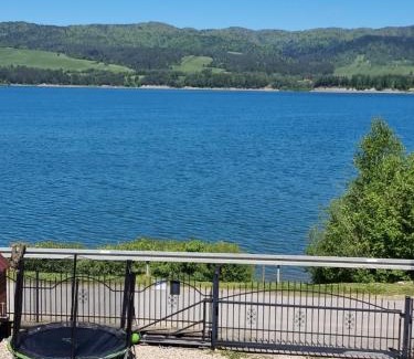 Frydman Ski Chalet | DOMEK Z POMOSTEM nad Jeziorem Czorsztyńskim