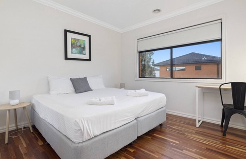 Chelsea House | Domi Rentals - The Argyle Residence