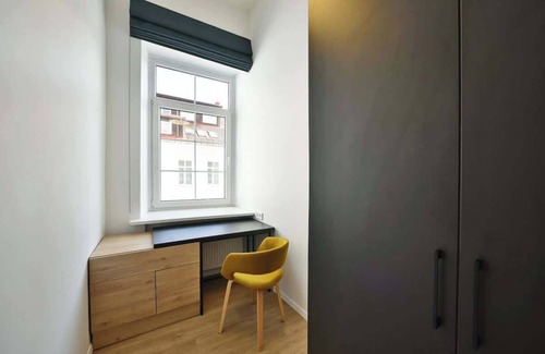 Old Town Apartment | Domillion Duplex Apt. 11 ppl 4baths Vokieciu V10C!