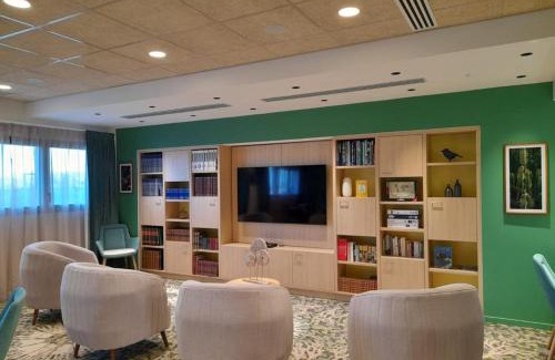 Acheres Apartment | DOMITYS L'ALLIACEE - Résidence Services Séniors