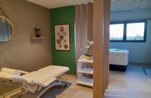 Acheres Apartment | DOMITYS L'ALLIACEE - Résidence Services Séniors
