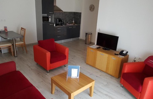 Cavaillon Apartment | Domitys Les Cigales du Lubéron