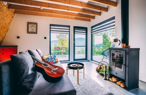 Wetlina Ski Chalet | Domki 4 Nad Ranem - Baza Bieszczady Smerek