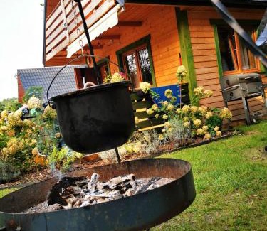 Rakow Ski Chalet | Domki całoroczne z baliami i sauną Leśny Czar