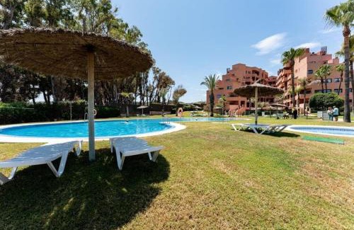 Puerto de la Duquesa Apartment | Don Juan - Apartament - Manilva