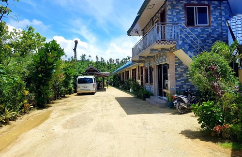 General Luna Bed & Breakfast | Don Remegio Villas Siargao